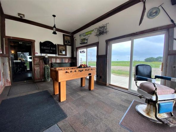 36275 US HWY 12, Ipswich, SD 57451